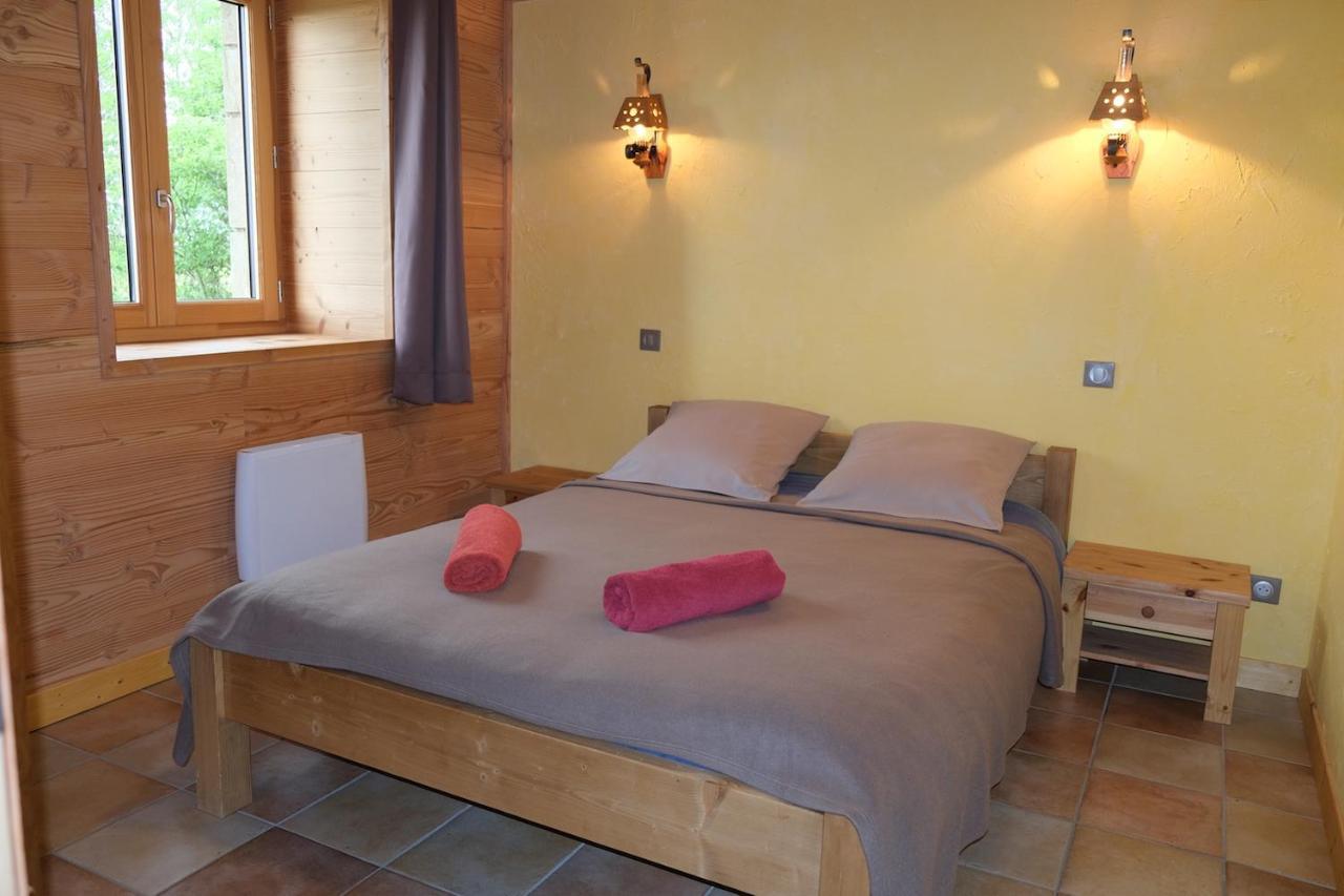 Gite Le Corral Cheminas Exterior photo