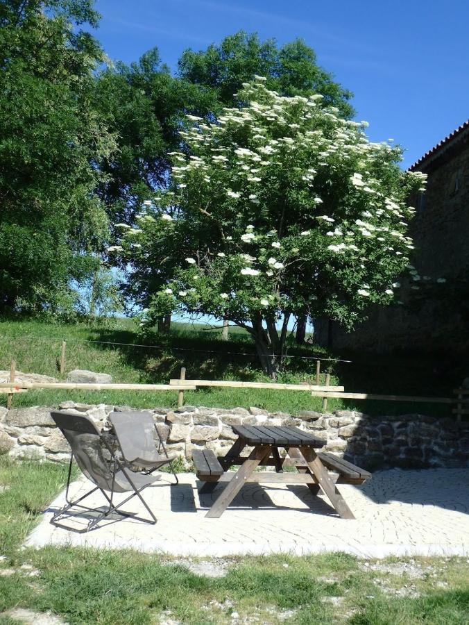 Gite Le Corral Cheminas Exterior photo